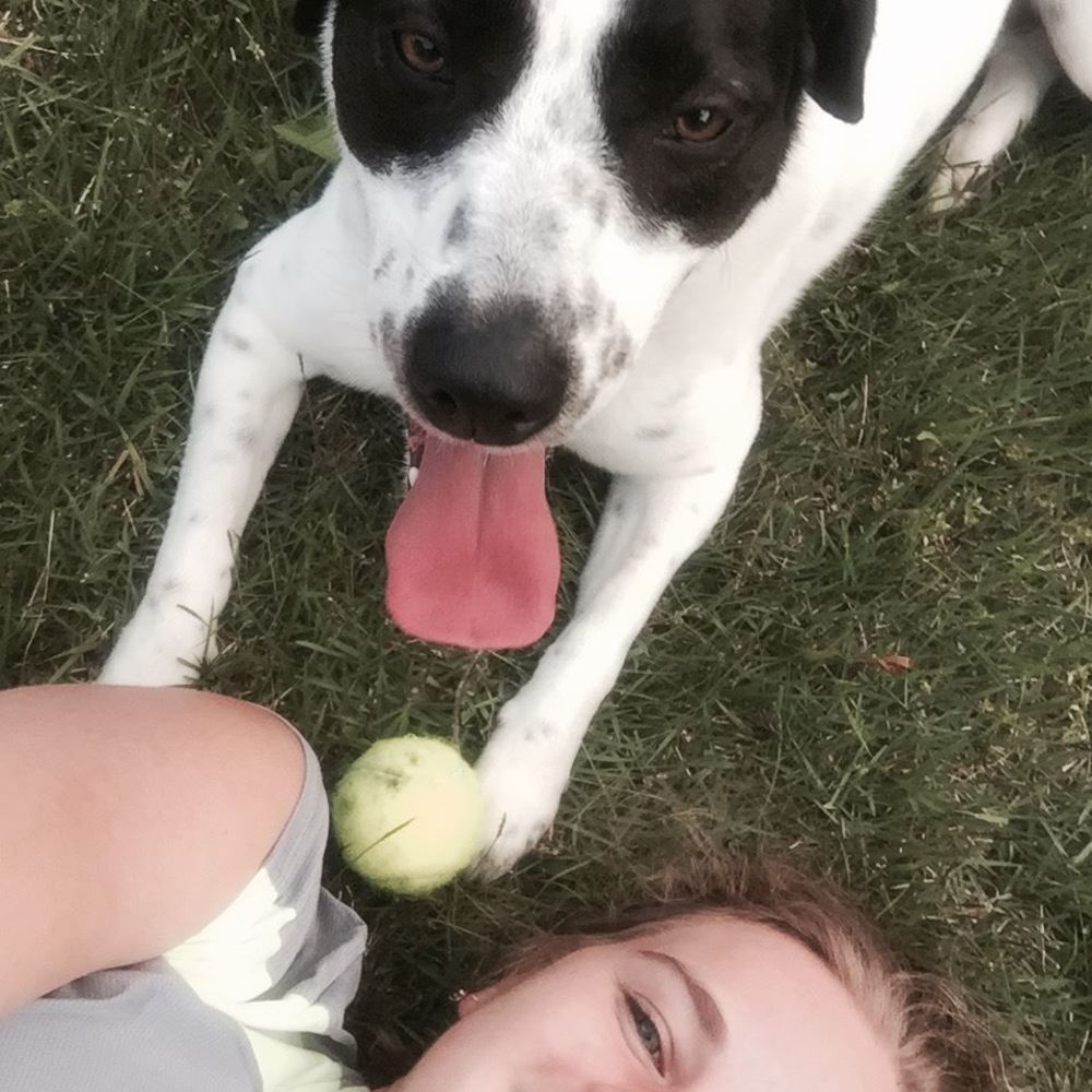 Meet your Posher, Mia